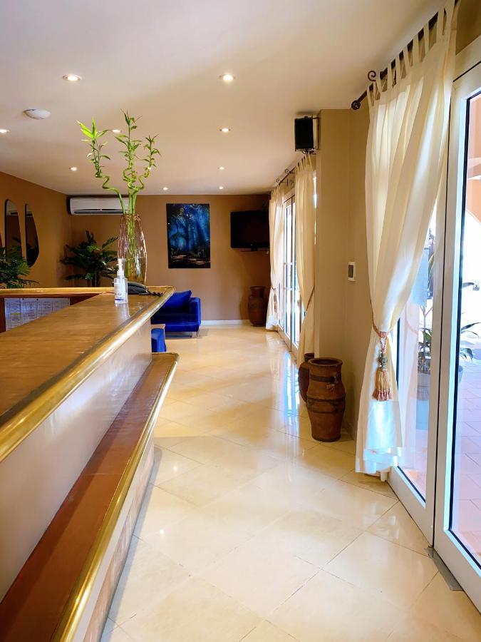 Airport Hotel Casino Du Cap-Vert ดาการ์ ภายนอก รูปภาพ