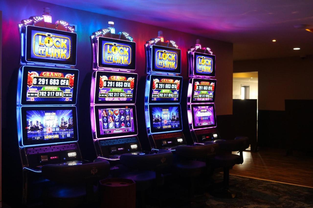 Airport Hotel Casino Du Cap-Vert ดาการ์ ภายนอก รูปภาพ