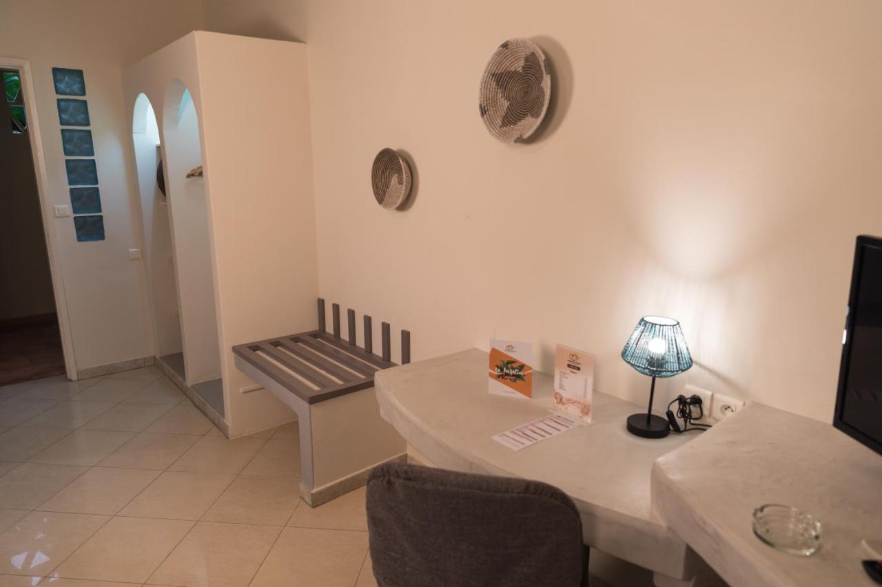 Airport Hotel Casino Du Cap-Vert ดาการ์ ภายนอก รูปภาพ
