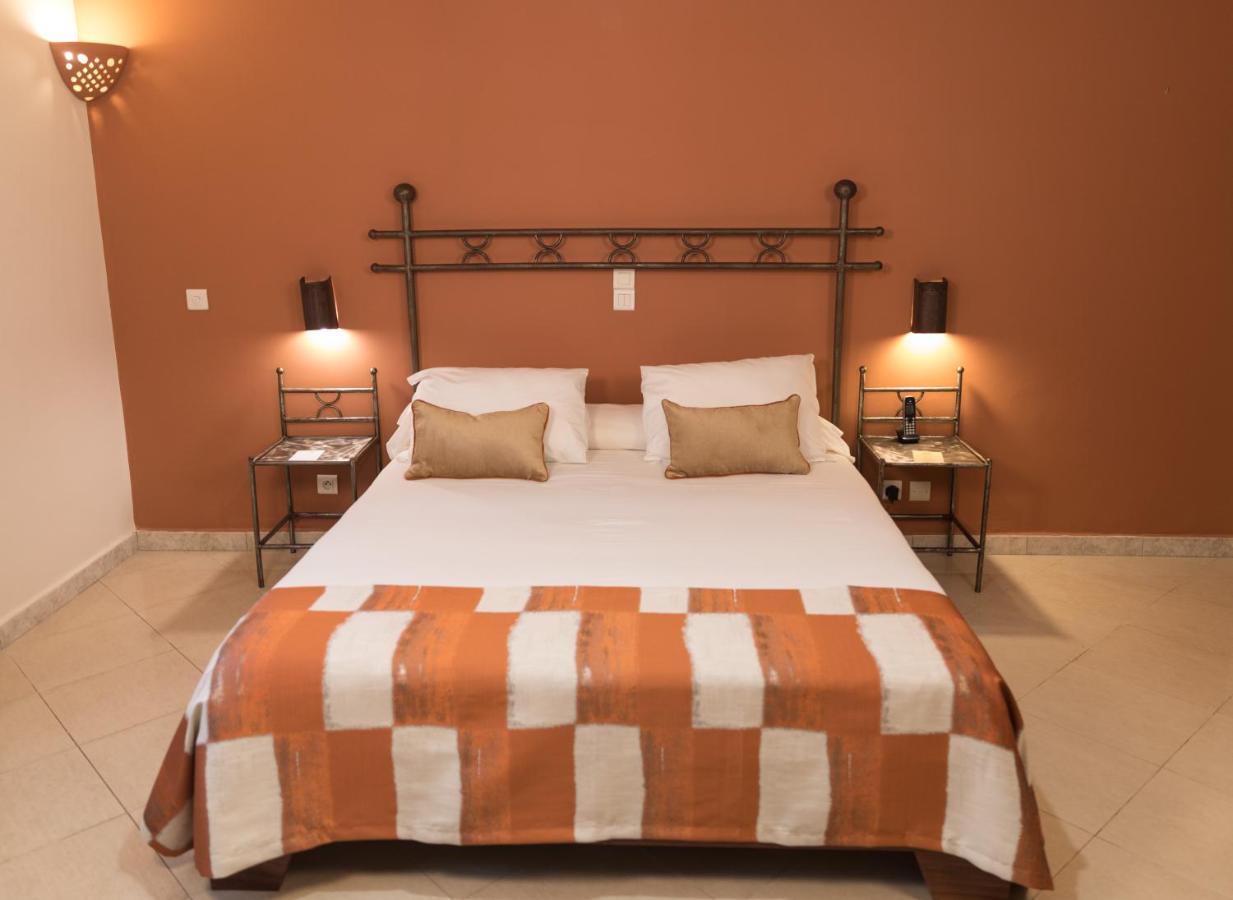 Airport Hotel Casino Du Cap-Vert ดาการ์ ภายนอก รูปภาพ