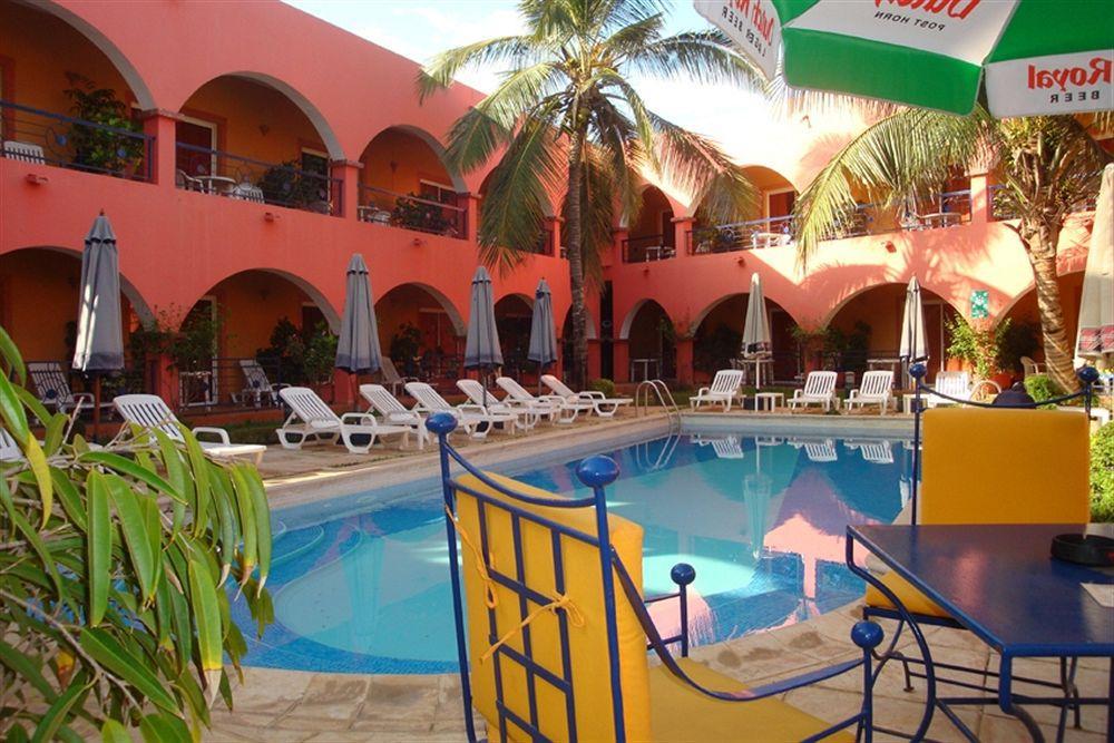 Airport Hotel Casino Du Cap-Vert ดาการ์ ภายนอก รูปภาพ
