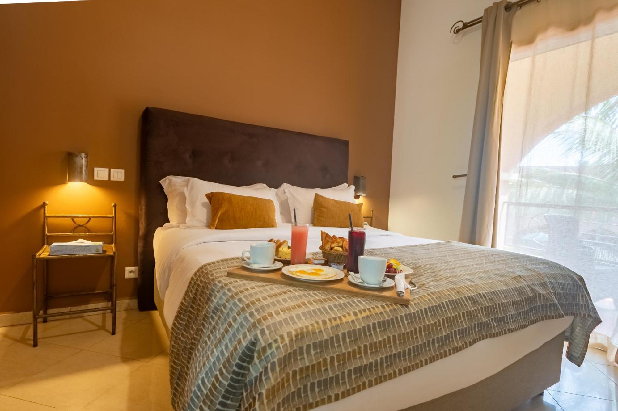 Airport Hotel Casino Du Cap-Vert ดาการ์ ภายนอก รูปภาพ